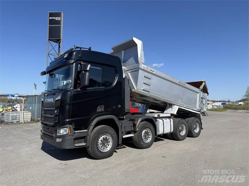Scania R580 8X4 Pašizgāzējs