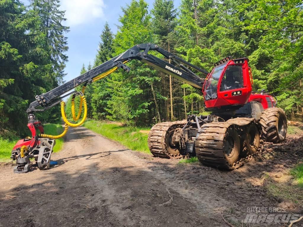 Komatsu 951 Harvesteri