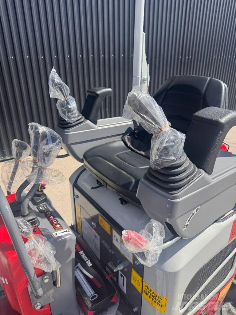 Takeuchi TB 210 R Mini ekskavatori < 7 t