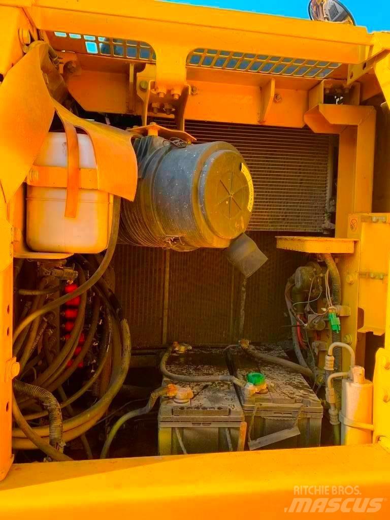 Komatsu PC 130 Kāpurķēžu ekskavatori