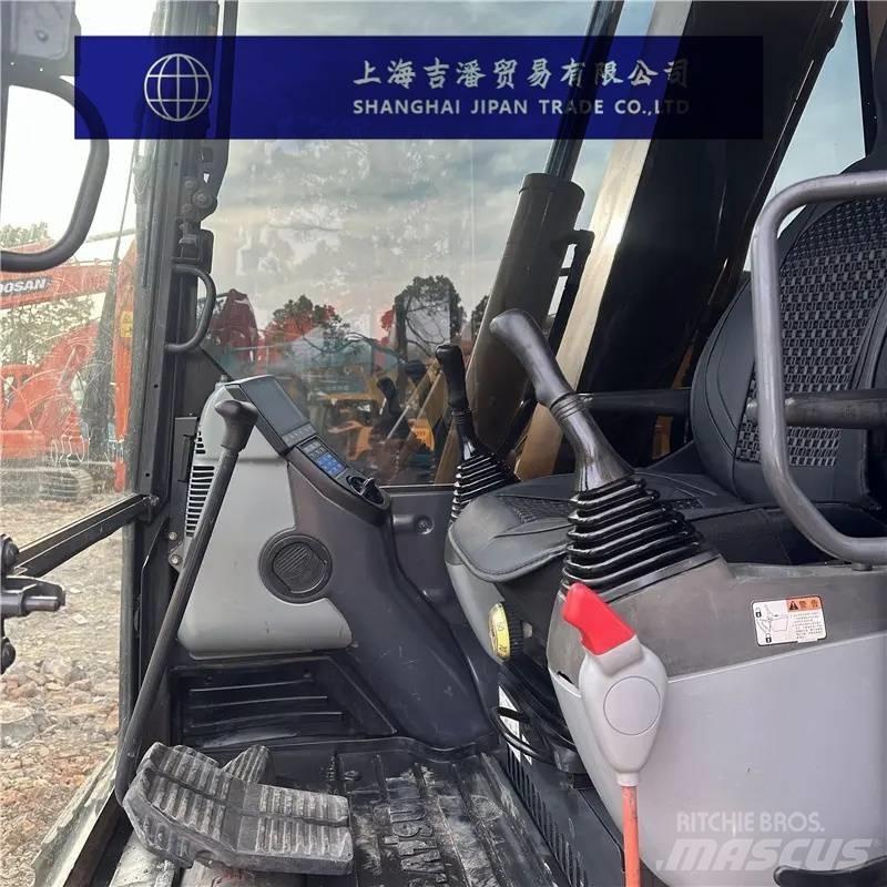 Komatsu PC 70 Kāpurķēžu ekskavatori