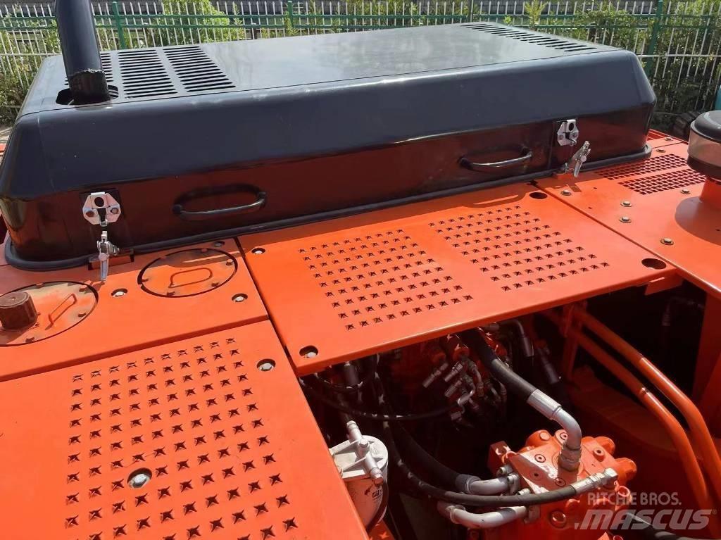 Doosan 300-7 Kāpurķēžu ekskavatori