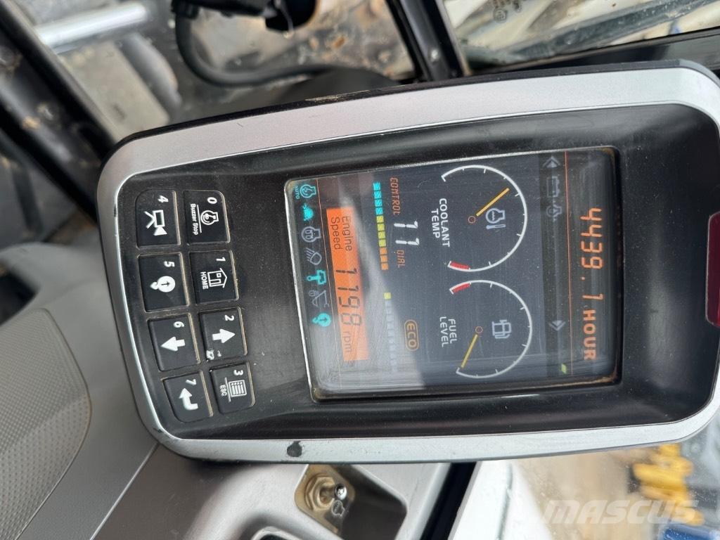 Bobcat E85 (14807) Vidēja lieluma ekskavatori 7 t - 12 t
