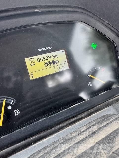 Volvo L35G Lietoti riteņu kompaktiekrāvēji