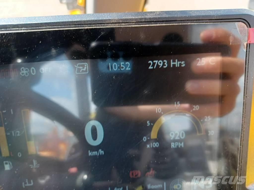 JCB 538-60 Agri Teleskopiskie riteņu iekrāvēji