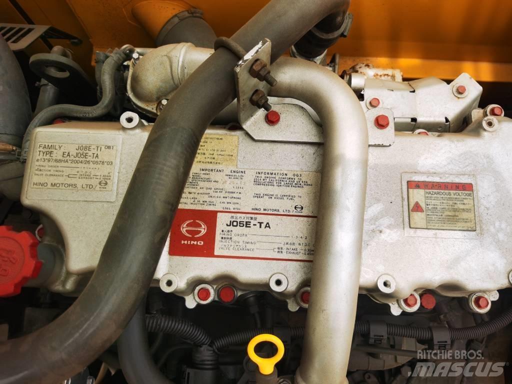 Kobelco SK 200-8 Kāpurķēžu ekskavatori