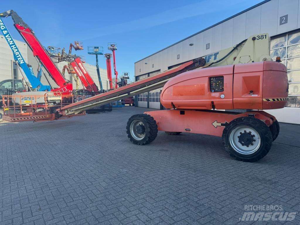 JLG 680 S Teleskopiskie pacēlāji