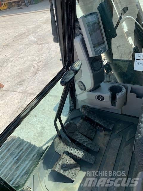 CAT 349 FL Kāpurķēžu ekskavatori