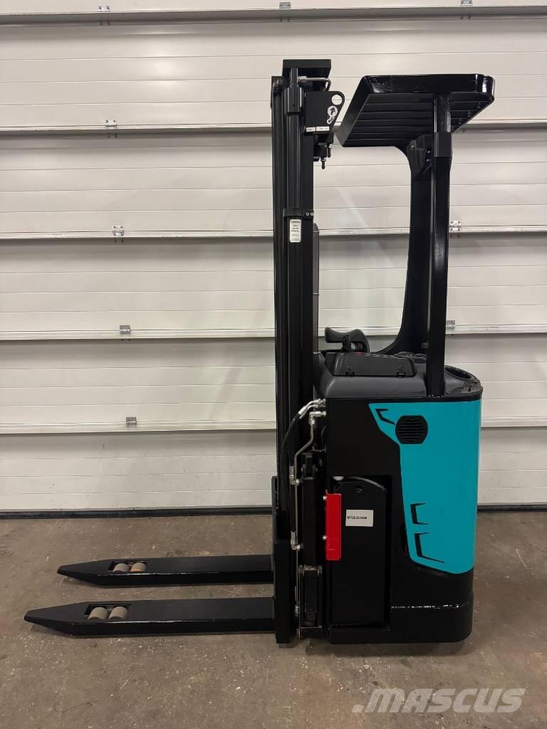 Mitsubishi SBR 12 N Pašgājēji krautnētāji