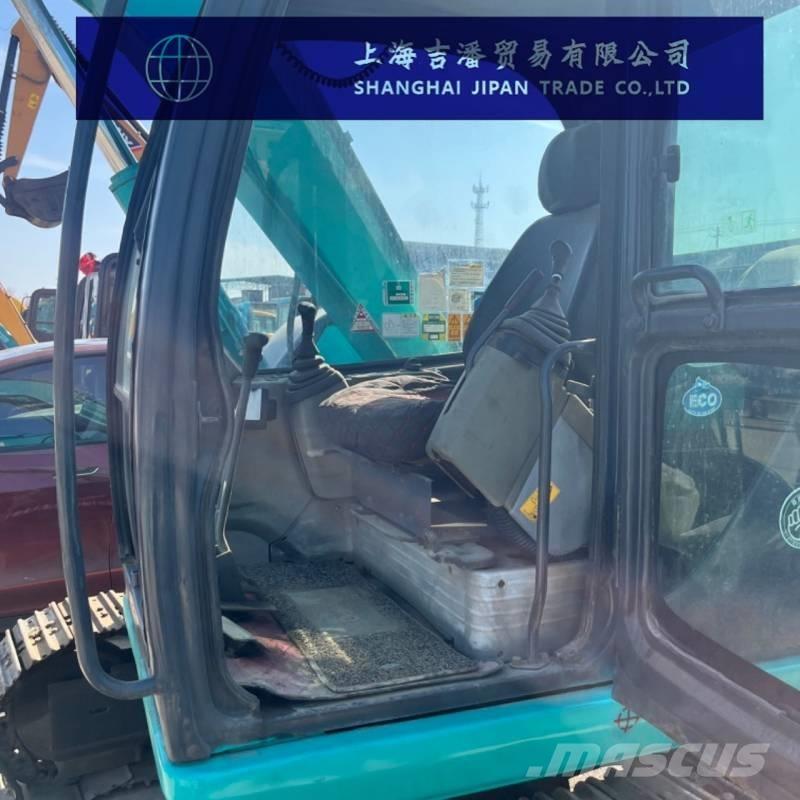 Kobelco SK 70 Kāpurķēžu ekskavatori