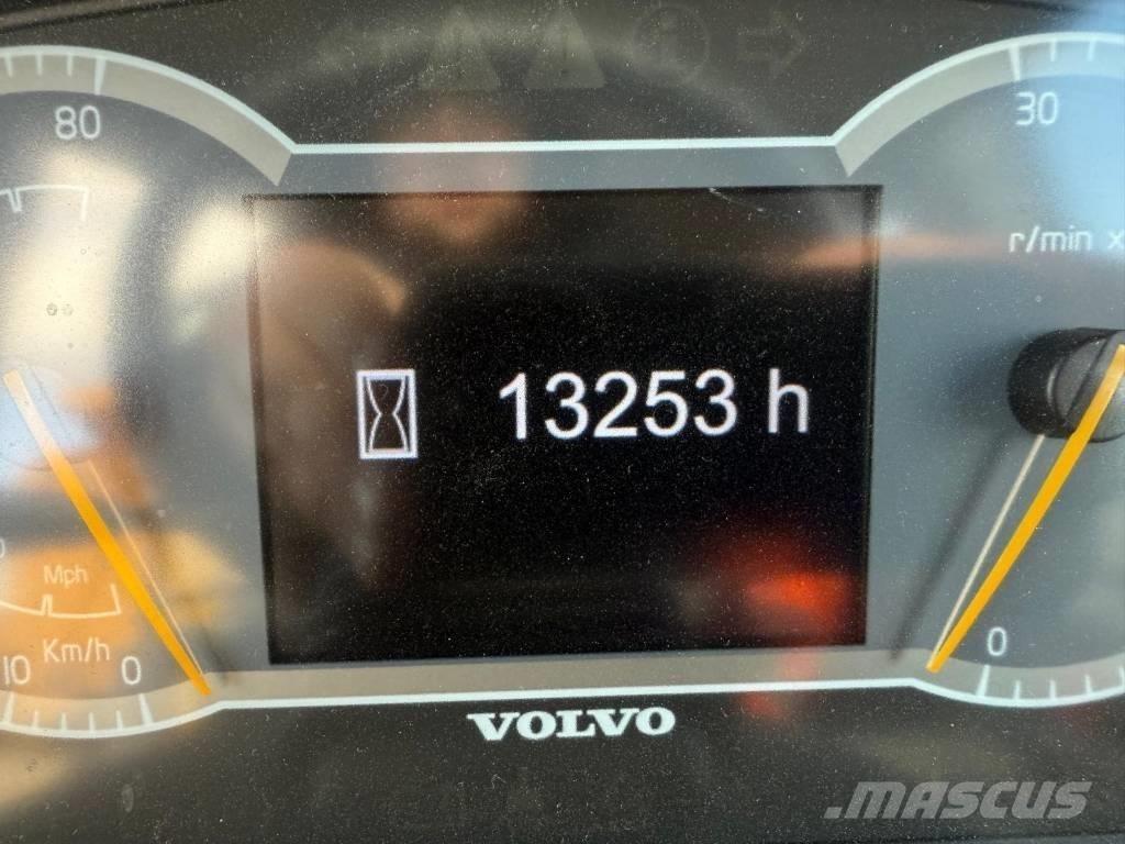 Volvo A 60 H Artikulētie pašizgāzēji