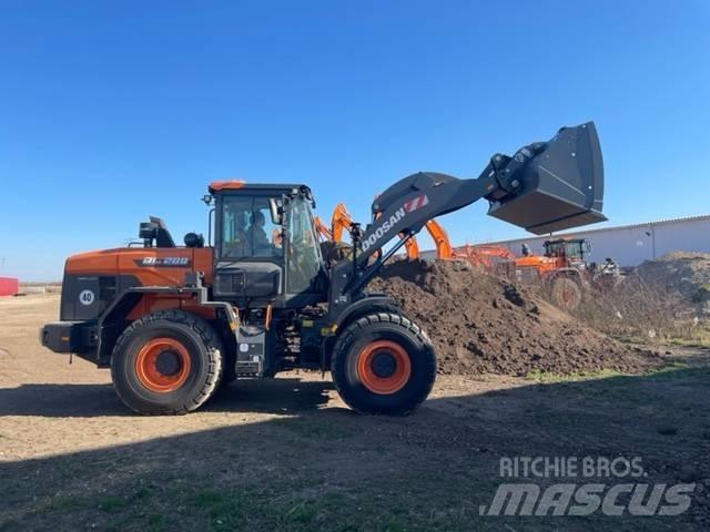 Doosan DL 200 Iekrāvēji uz riteņiem