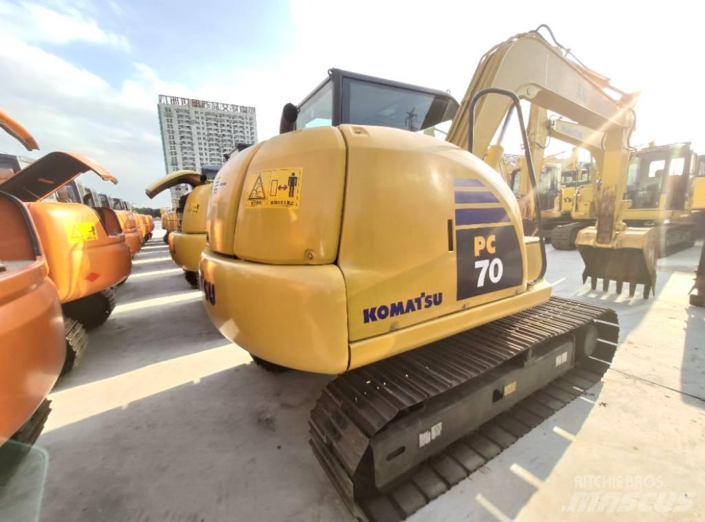 Komatsu PC 70-8 Kāpurķēžu ekskavatori