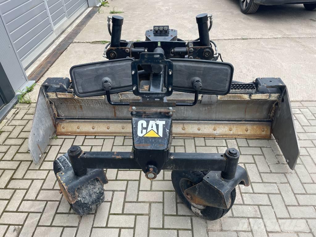 CAT BB121 Naži