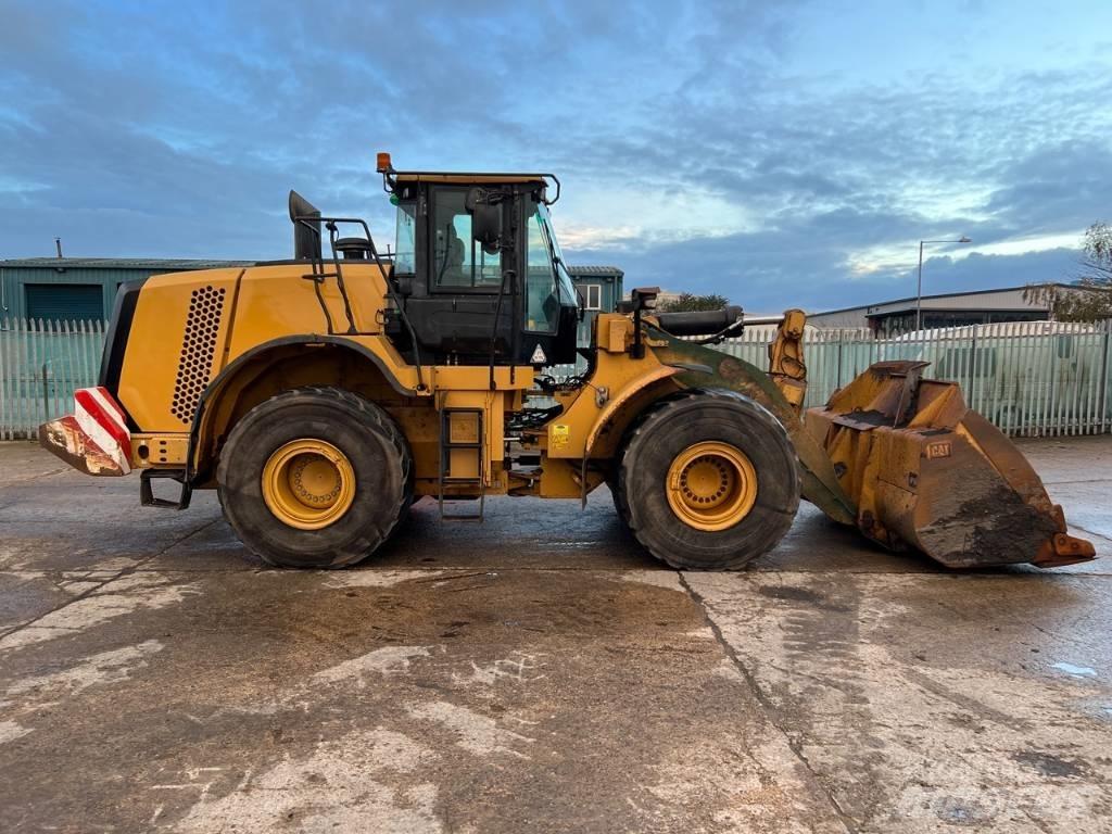 CAT 972 K Iekrāvēji uz riteņiem