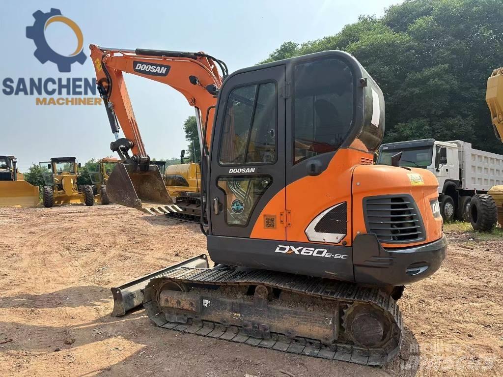 Doosan DX 60 Mini ekskavatori < 7 t