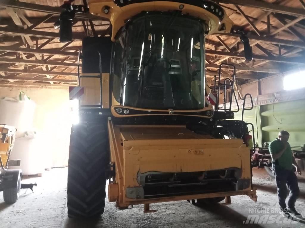 New Holland CX 8.70 Ražas novākšanas kombaini