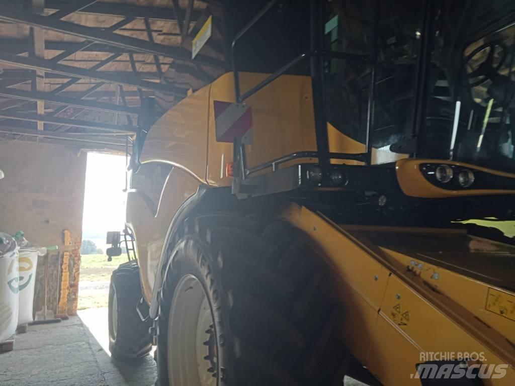 New Holland CX 8.70 Ražas novākšanas kombaini