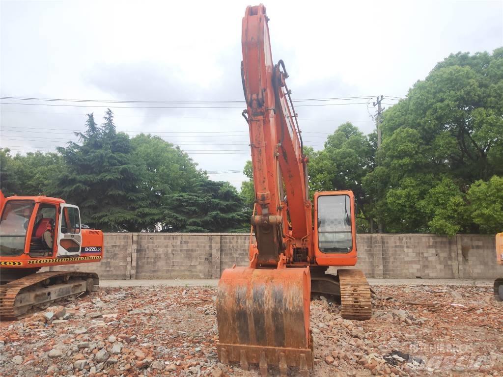 Doosan DH 220 LC-7 Kāpurķēžu ekskavatori