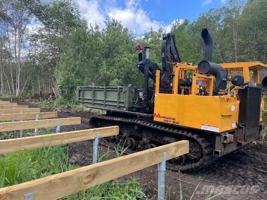 Morooka MST 800 Kāpurķēžu pašizkrāvējs