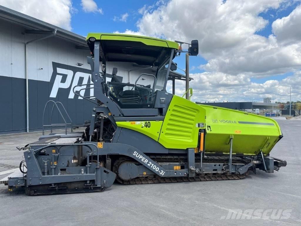 Vögele SUPER 2100-3i Asfalta klājēji