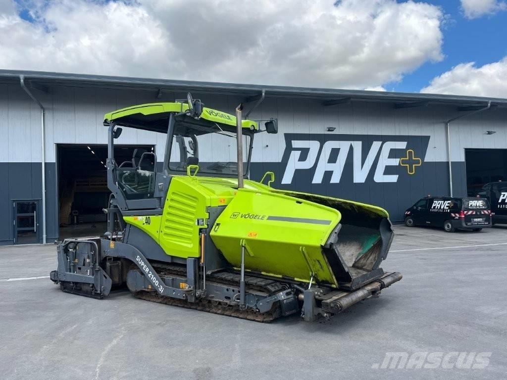 Vögele SUPER 2100-3i Asfalta klājēji