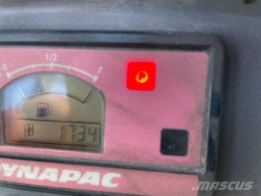 Dynapac CC1200 Divvalču grunts veltņi