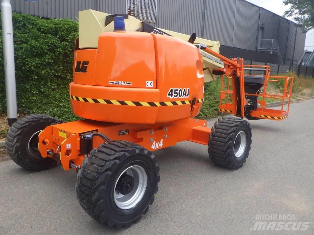 JLG 450AJ Strēles pacēlāji