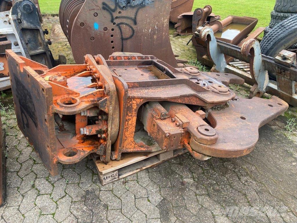 NPK S-24XCR Celtniecības drupinātāji