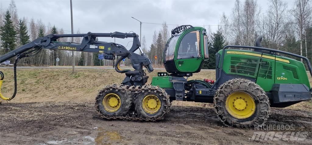 John Deere 1270G Harvesteri