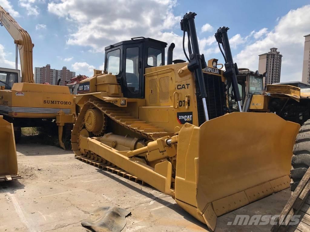 CAT D 7 H Kāpurķēžu buldozeri