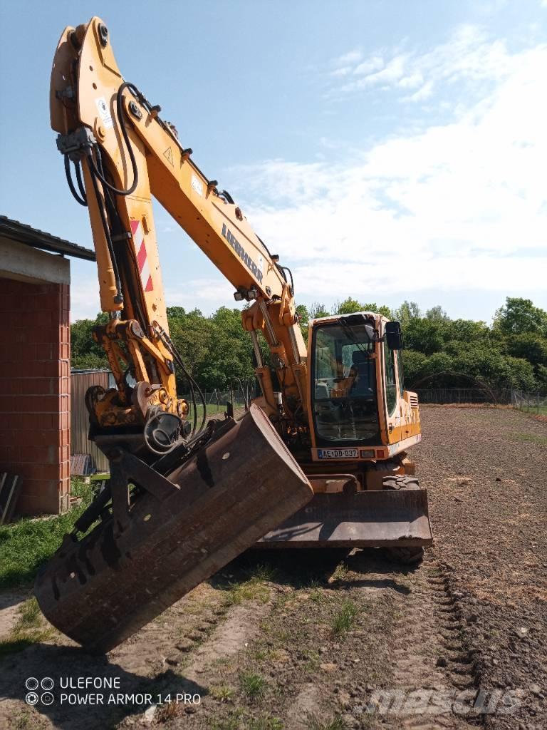 Liebherr A 900 C Ekskavatori uz riteņiem