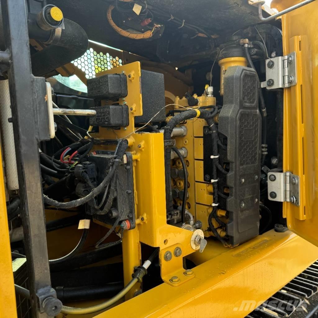 CAT 310 Kāpurķēžu ekskavatori