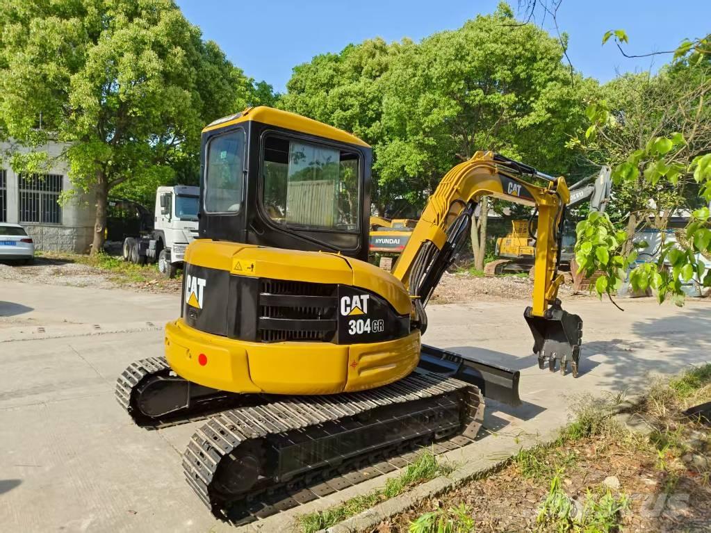 CAT 304 CR Mini ekskavatori < 7 t