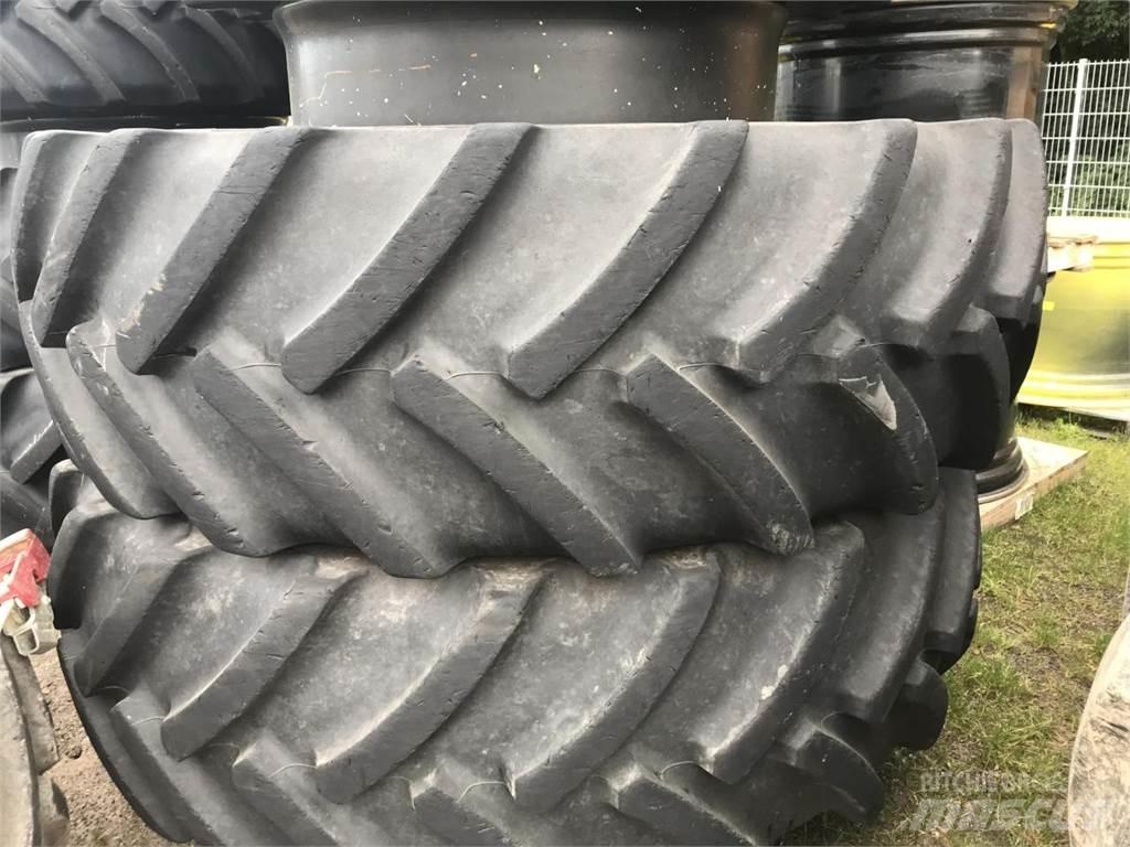 Mitas 680/80R42 Riepas, riteņi un diski