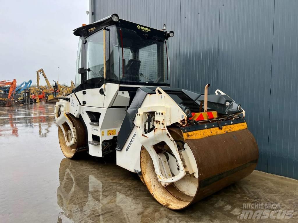 Bomag BW151AD-5 Divvalču grunts veltņi