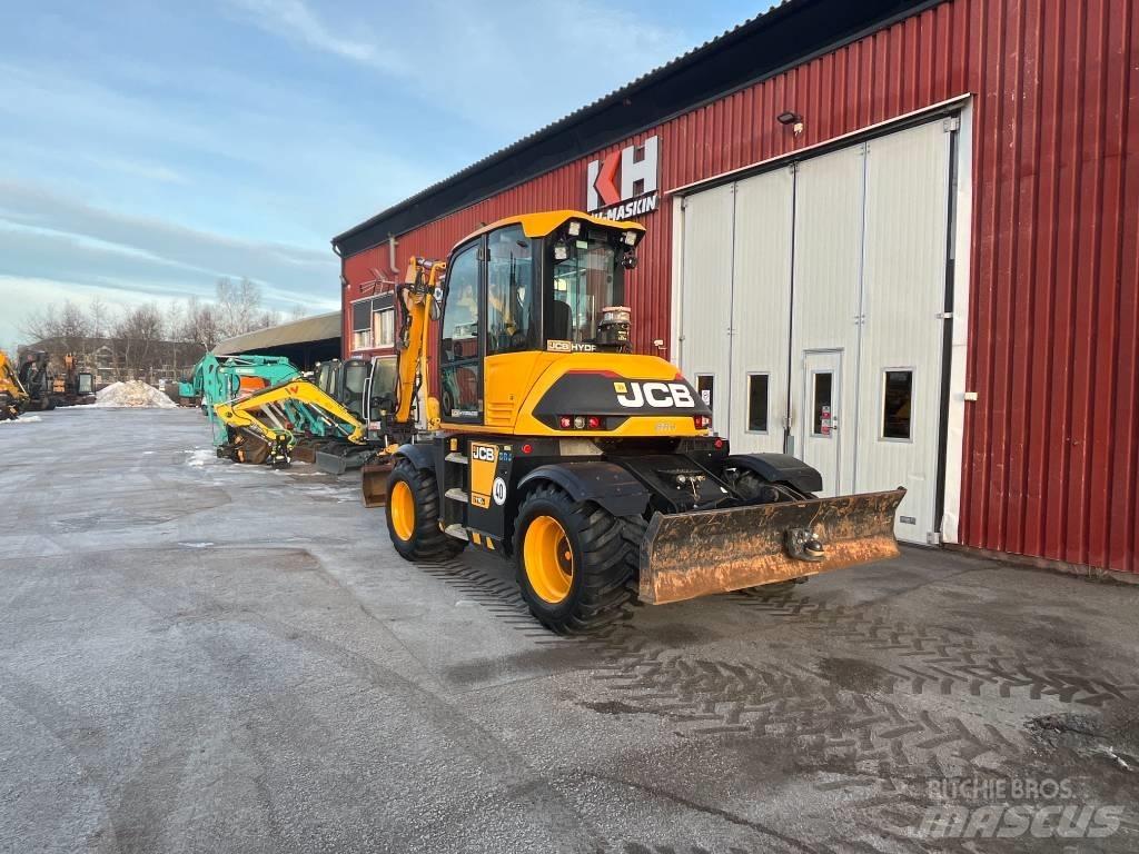 JCB 110 Hydradig Ekskavatori uz riteņiem