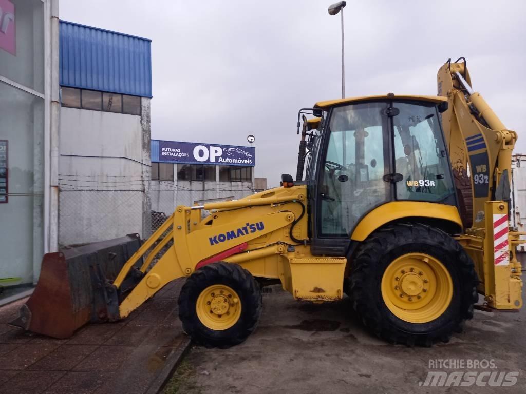 Komatsu WB 93 R Ekskavatori-iekrāvēji
