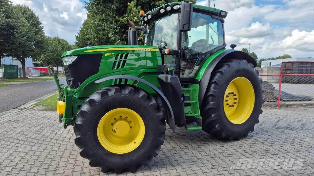 John Deere 6195 R Traktori