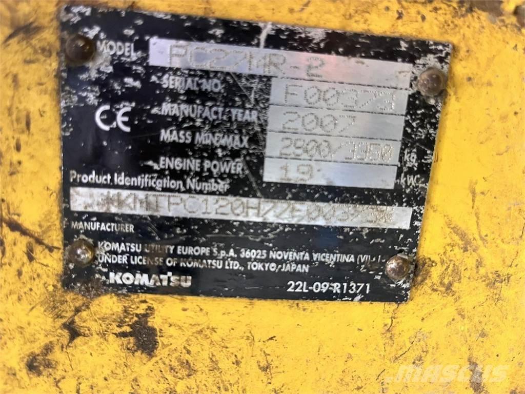 Komatsu PC27MR-2 Ekskavatori uz riteņiem