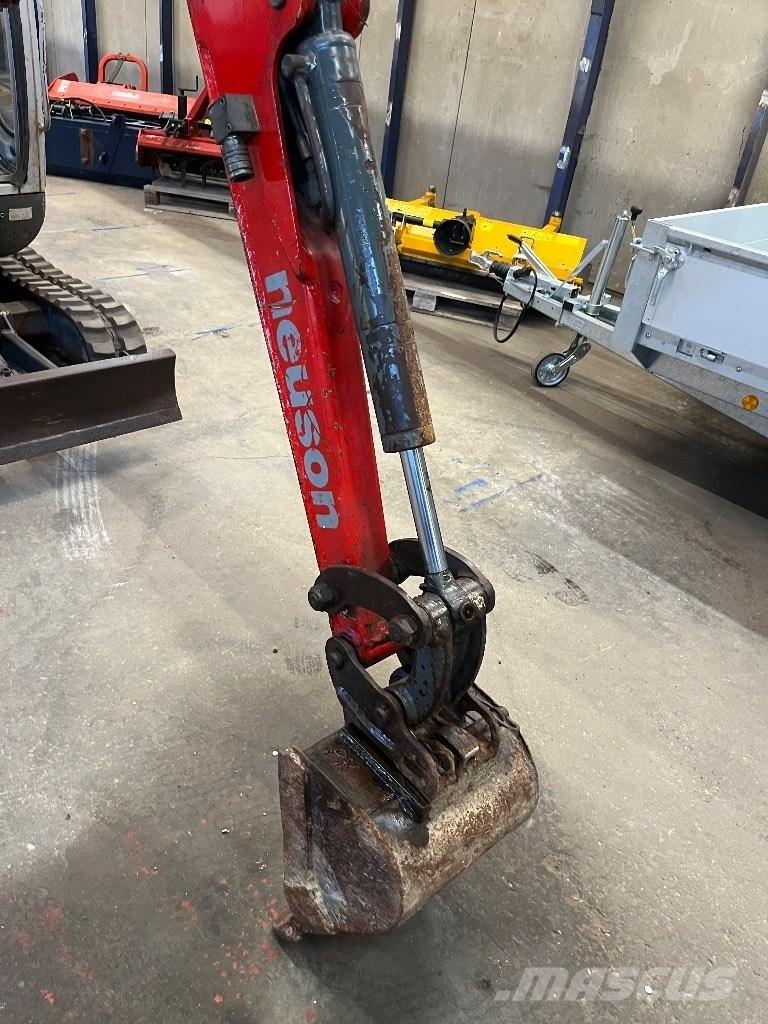 Neuson 2203 RD Mini ekskavatori < 7 t