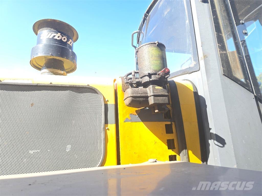 Furukawa 345 II Iekrāvēji uz riteņiem