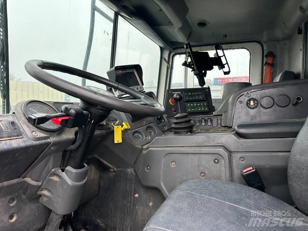 Mack MRU613 Atkritumu izvešanas transports