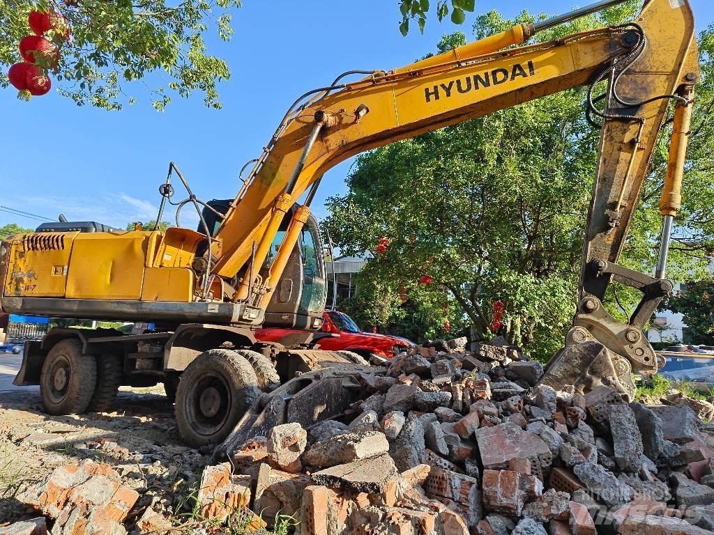 Hyundai Robex 210w-7 Ekskavatori uz riteņiem