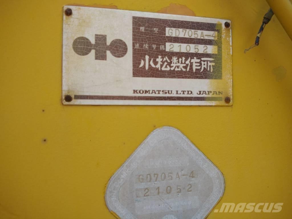 Komatsu GD 705 A-4A Greideri