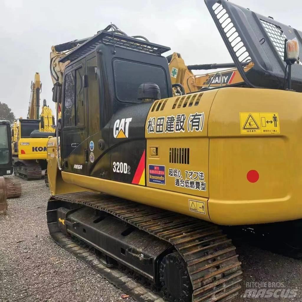 CAT 320 D2 Kāpurķēžu ekskavatori