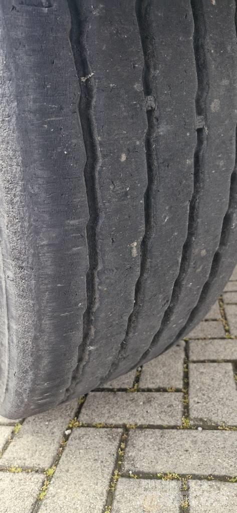 Wielton 50 m3 Piekabes pašizgāzēji