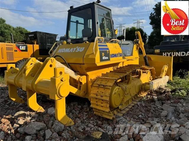 Komatsu D 85 EX Kāpurķēžu buldozeri