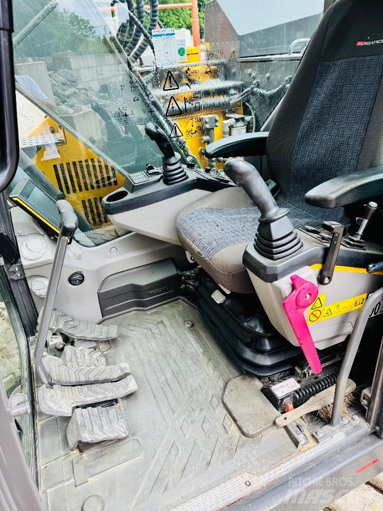 Volvo ECR 145 E Kāpurķēžu ekskavatori