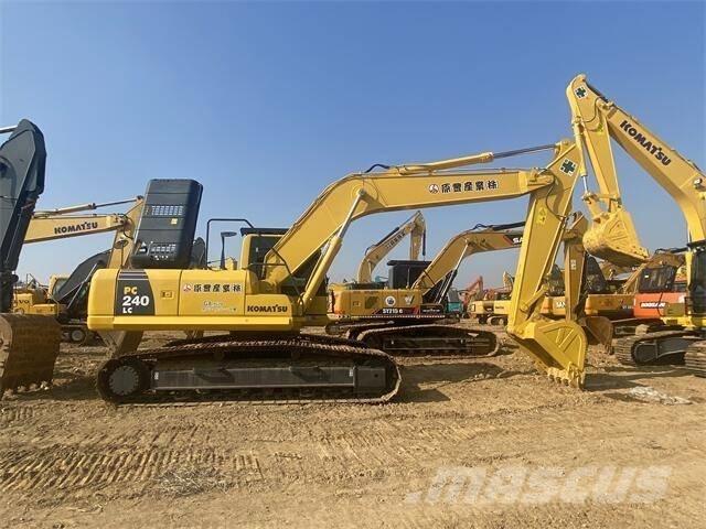 Komatsu PC 240-8 Kāpurķēžu ekskavatori